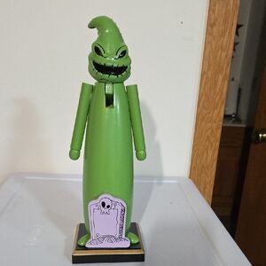 #8 Disney Black and White Nutcracker Box - The Nightmare Before Christmas